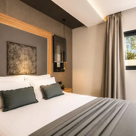 Villa Vatia 3 *