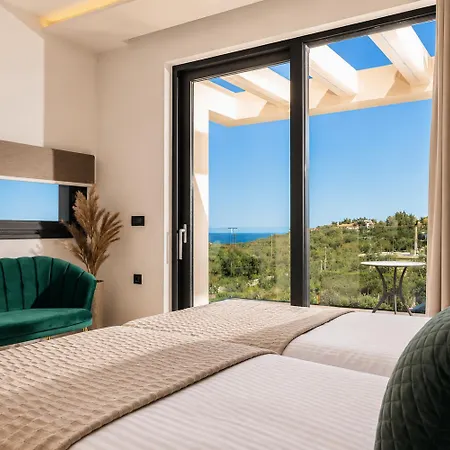Villa Vatia 3 *