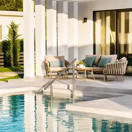 Villa Vatia 3 *