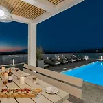 Vatia 3 * Tragaki
